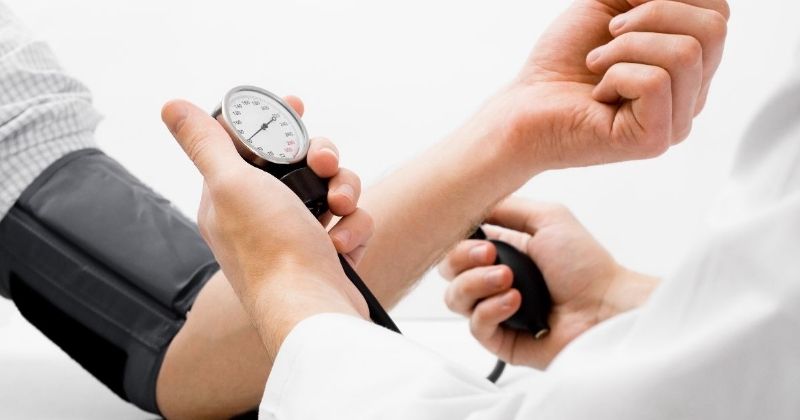 Dấu hiệu nhận biết tăng huyết áp