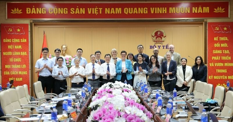 WHO tiếp tục đánh giá hệ thống quản lý thuốc và vắc xin